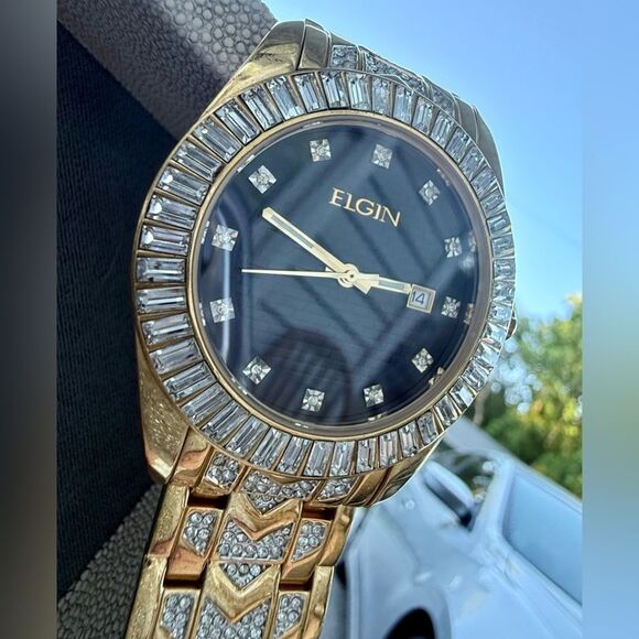 Elgin Gold Tone Watch with Crystal Accents & Black Dial – Needs Battery - Picture 11 of 17